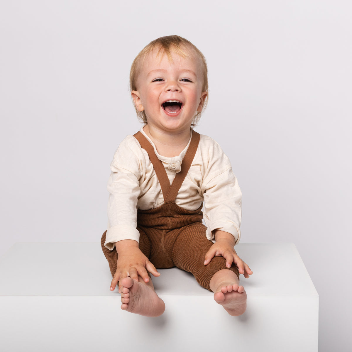 Strumpfhosen mit Trägern (mit Baby-Alpakawolle) - Haselnuss