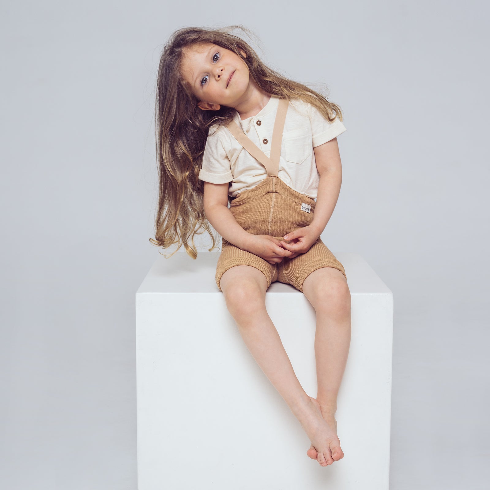 Kurze Hose mit Trägern - Beige Braun