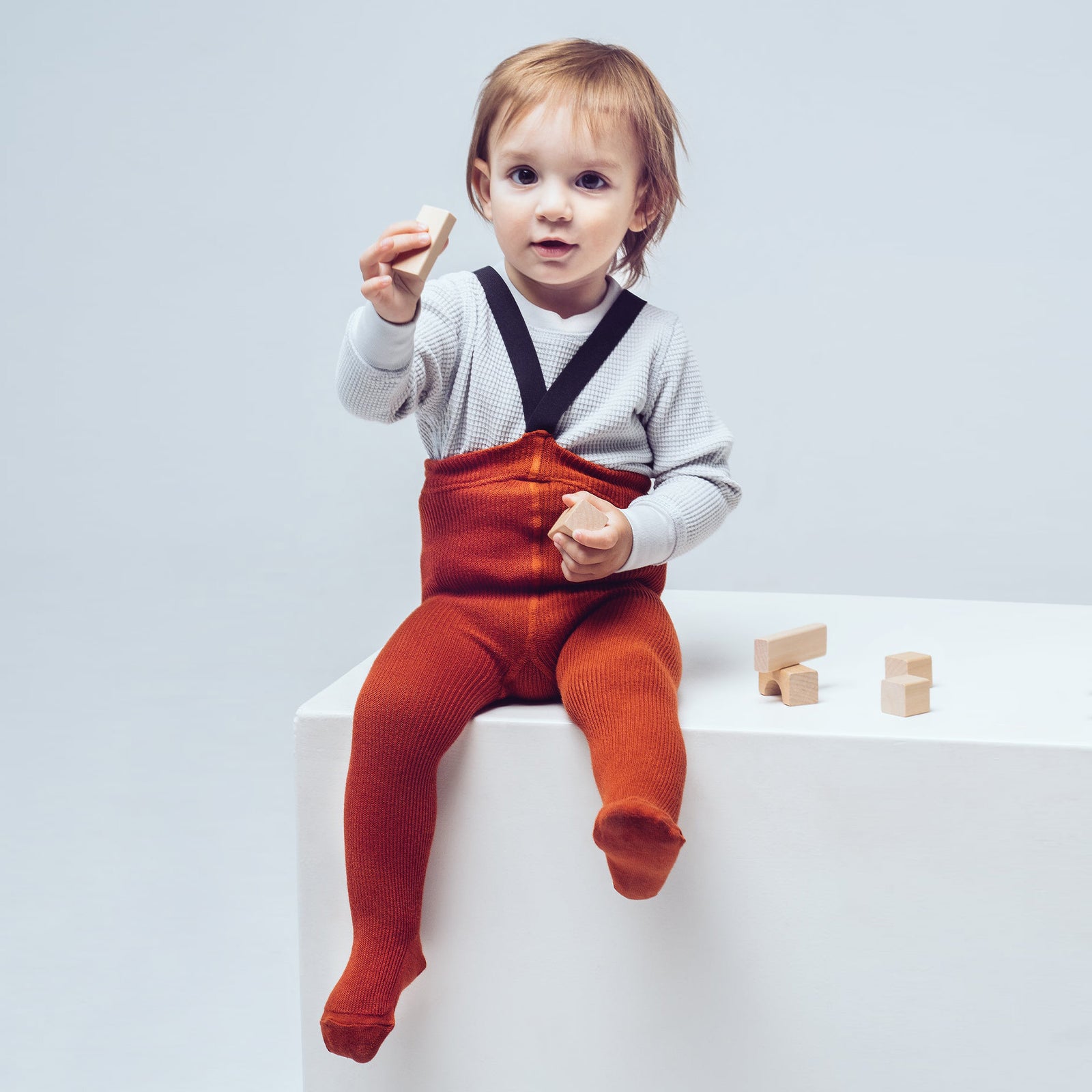 Strumpfhose mit Trägern - Ziegelrot